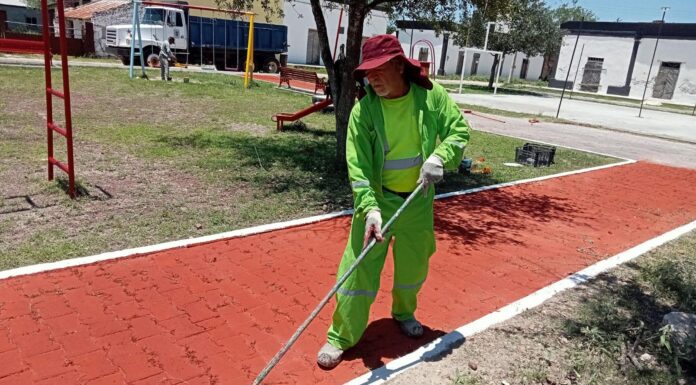 CARLOS PEÑA ORTIZ IMPULSA REHABILITACIÓN DE PLAZA EN CONGREGACIÓN GARZA PARA FORTALECER LA CONVIVENCIA COMUNITARIA