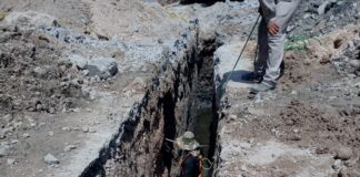DA SEGUIMIENTO COMAPA A REEMPLAZO DE TUBERÍA SANITARIA EN COLONIA MÓDULO 2000