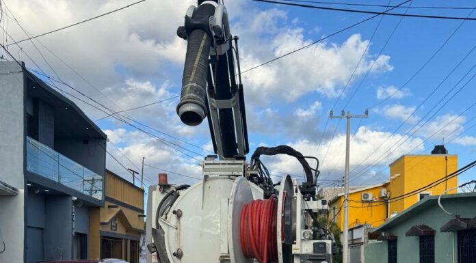REALIZÓ COMAPA SONDEO DE DRENAJE SANITARIO EN DISTINTOS SECTORES DE LA CIUDAD