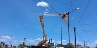 REFUERZA GOBIERNO DE REYNOSA ALUMBRADO PÚBLICO EN VILLA FLORIDA Y RINCÓN DE LAS FLORES