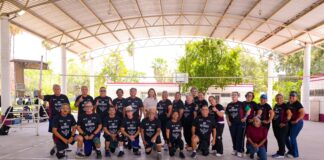 ENTREGA DIF-REYNOSA NUEVOS UNIFORMES A EQUIPO DE CACHIBOL DE CASA CLUB