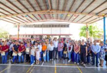 RECIBIERON FAMILIAS DE LA CAÑADA A CARLOS PEÑA ORTIZ Y EL PROGRAMA SUBSIDIO DEL AGUA