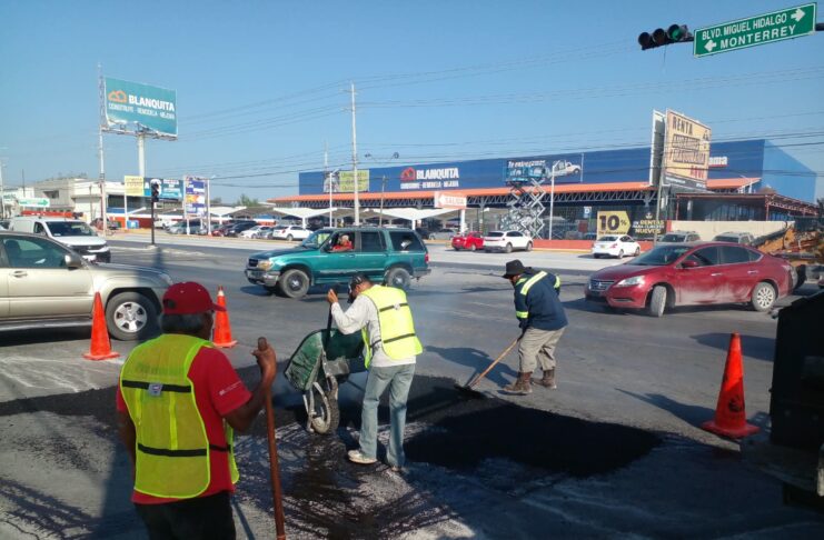 IMPARABLE MEJORA DE VIALIDADES CON LABOR DE BACHEO EN REYNOSA