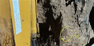 REPARÓ COMAPA FUGA DE AGUA POTABLE EN LA COLONIA SANTA CECILIA