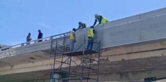 AVISO DE ÁREA RESTRINGIDA BAJO EL PUENTE ÁLVARO OBREGÓN EN BULEVAR MORELOS