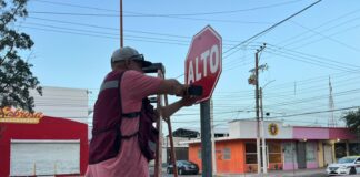 REFUERZAN SEGURIDAD VIAL Y MEJORAN INFRAESTRUCTURA URBANA EN CALLE OAXACA