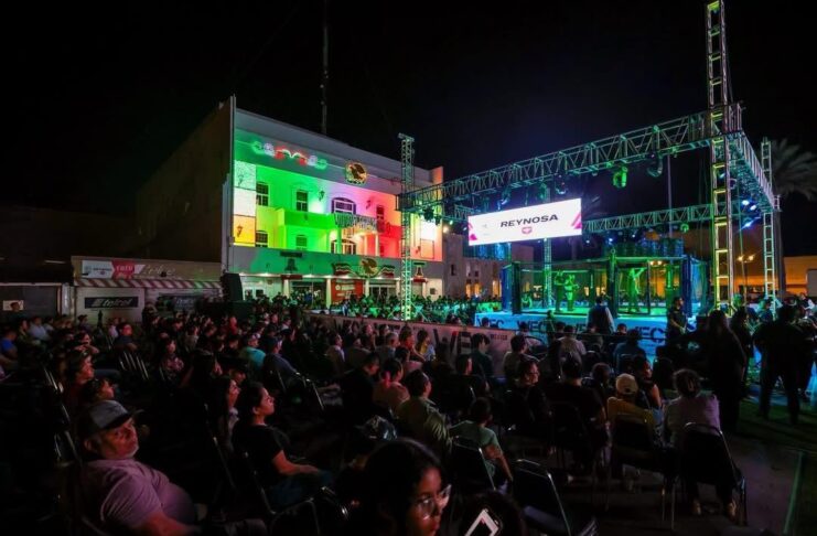 VIVIERON REYNOSENSES NOCHE HISTÓRICA DE LA WFC MÉXICO CON EL ALCALDE CARLOS PEÑA ORTIZ