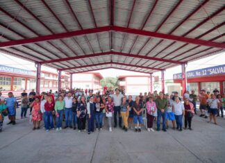 LLEVÓ CARLOS PEÑA ORTIZ EL SUBSIDIO DEL AGUA A FAMILIAS DE JARACHINA NORTE