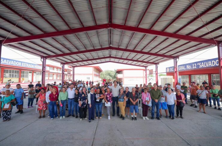 LLEVÓ CARLOS PEÑA ORTIZ EL SUBSIDIO DEL AGUA A FAMILIAS DE JARACHINA NORTE