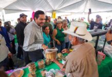 LLEVÓ CARLOS PEÑA ORTIZ PRODUCTOS “DEL CAMPO A TU MESA” A FAMILIAS REYNOSENSES CON GRAN ÉXITO EN LA PLAZA PRINCIPAL