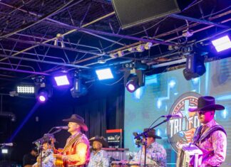CARNALITOS ESPINOZA SE PRESENTAN EN LAS FIESTAS PATRONALES DE SAN MIGUEL ARCANGEL