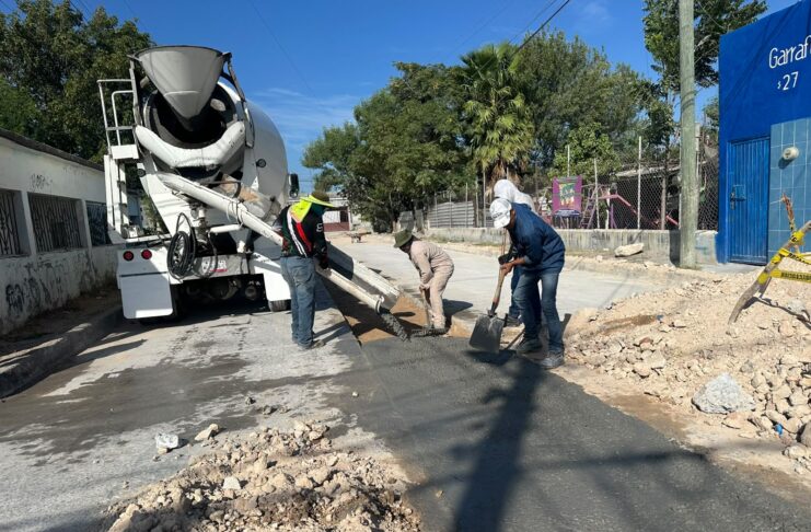 REPONE COMAPA EL PAVIMENTO Y CONCRETO DE VIALIDADES TRAS TRABAJO DE REPARACIÓN