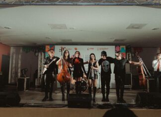 NOCHE DE ÓPERA ROCK REÚNE A FAMILIAS EN LA CASA DE CULTURA