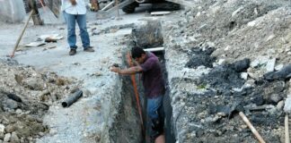 INICIÓ COMAPA REHABILITACIÓN DE DRENAJE SANITARIO EN LA COLONIA NARCISO MENDOZA