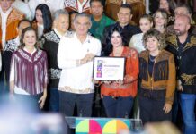 RECIBE GOBIERNO MUNICIPAL RECONOCIMIENTO POR DESTACADA PARTICIPACION EN EL FESTIVAL DE TAMAULIPAS