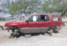 NOTIFICÓ GOBIERNO DE REYNOSA POR AUTOS ABANDONADOS EN LA VÍA PÚBLICA