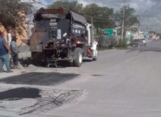 REHABILITAN PAVIMENTO DE LA CALLE NARDOS EN VILLA FLORIDA SECTOR B DE REYNOSA