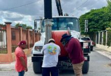 COMAPA REALIZA TRABAJOS DE DESAZOLVE